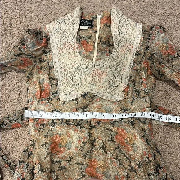 Gunne Sax Floral Long Sleeve Dress with Lace - Picture 7 of 10